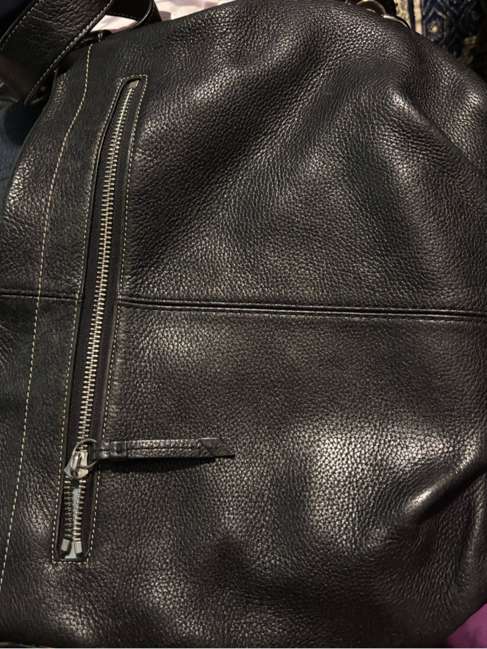 Coach Black Leather hobo with Front Zip Pocket